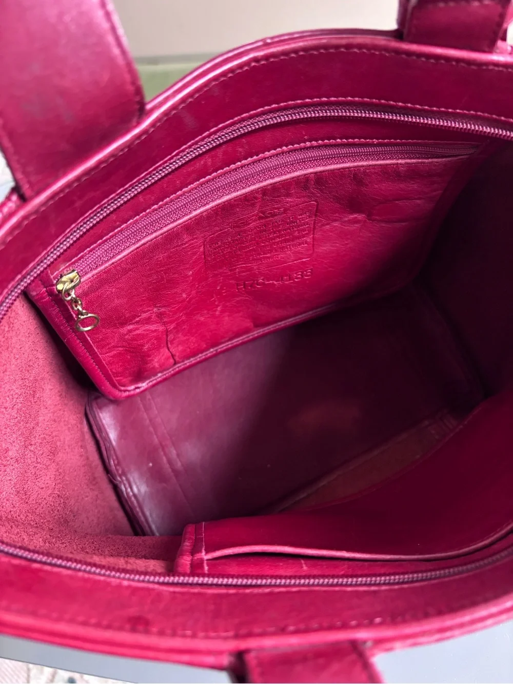 Vintage 1997 Coach Red Leather Waverly SoHo Buckle Bag #4133 - Made in USA.
